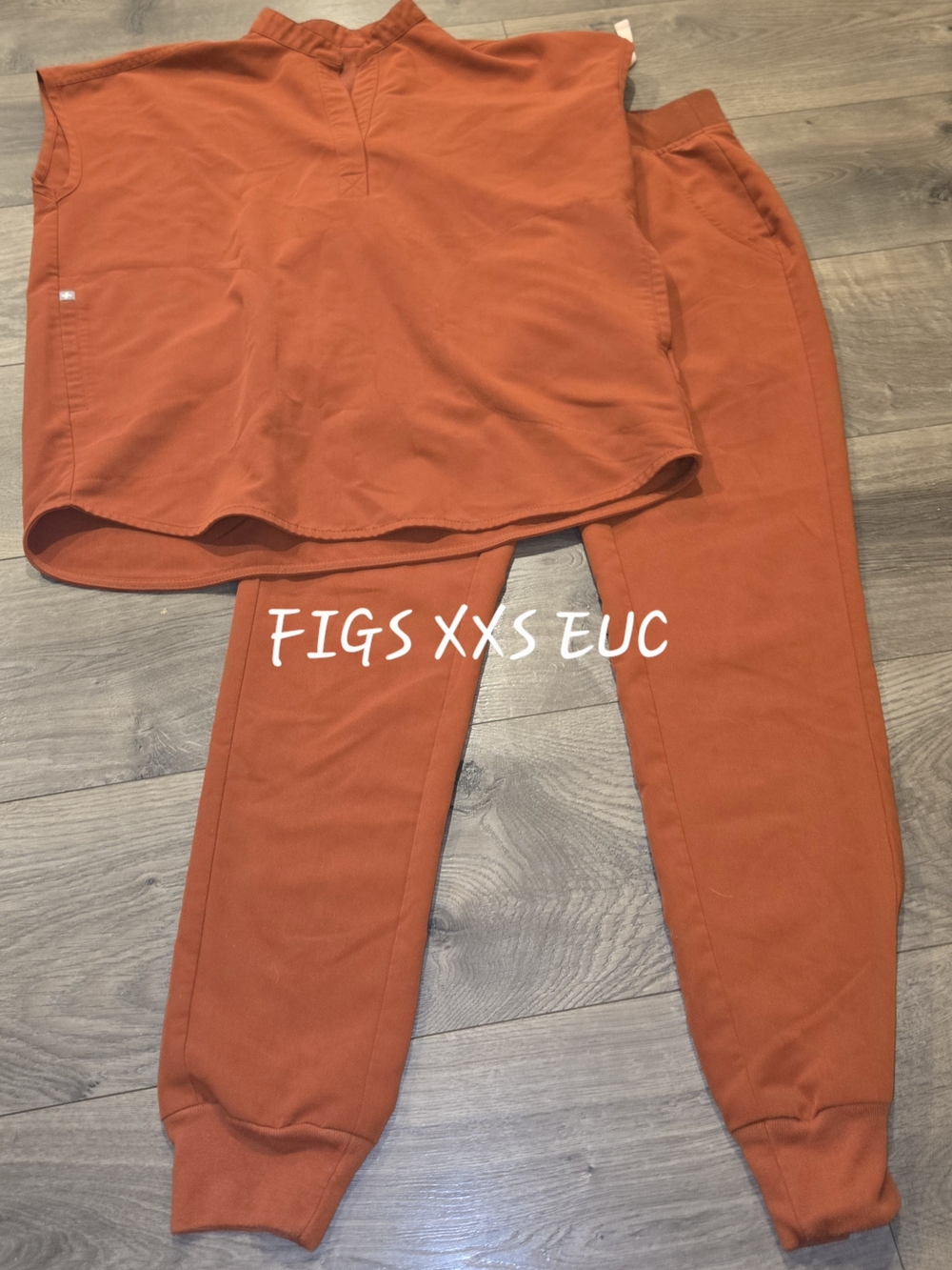 Figs Womens XXS Burnt Orange Jogger Scrub Set